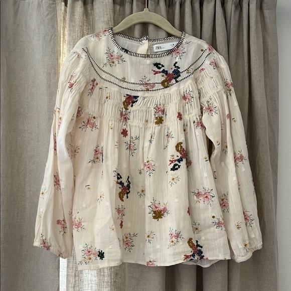 Zara Cream Floral Embroidered Blouse Top - Picture 1 of 7